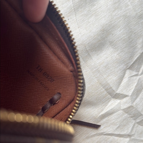 Brown Fringe Designer Bag - Picture 3 of 4